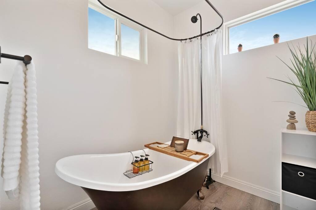 ג'ושואה טרי Beautiful Newly Remodeled Home, Near Jt Park מראה חיצוני תמונה
